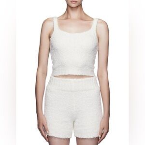 Skims NWT Cozy SET Shorts and Top L/XL Bone